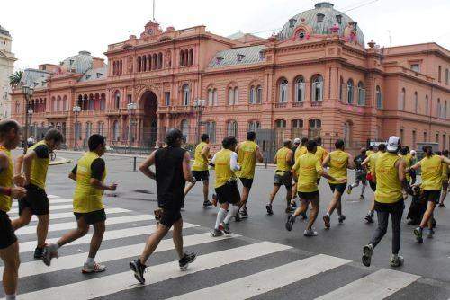 Foto offerta MARATONA DI BUENOS AIRES, immagini dell'offerta MARATONA DI BUENOS AIRES di Ovunque viaggi.